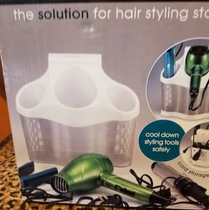 Polder style station